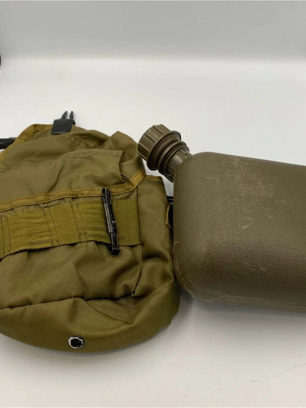 Unbranded Olive Green Military-Style Messenger Canteen Bag
